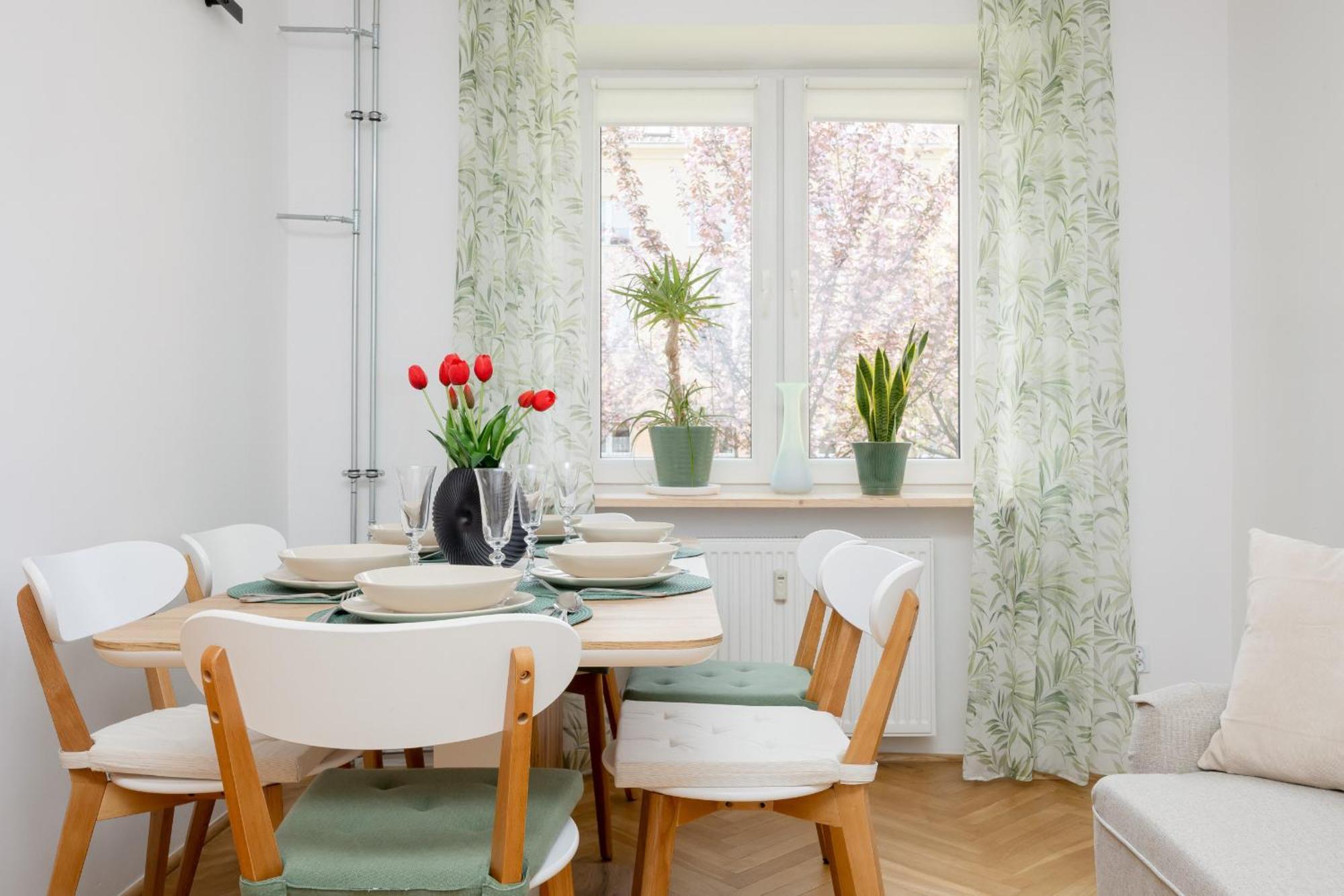 Spacious Apartment For 6 People Near The Old Town By Noclegi Renters Varsovia Exterior foto