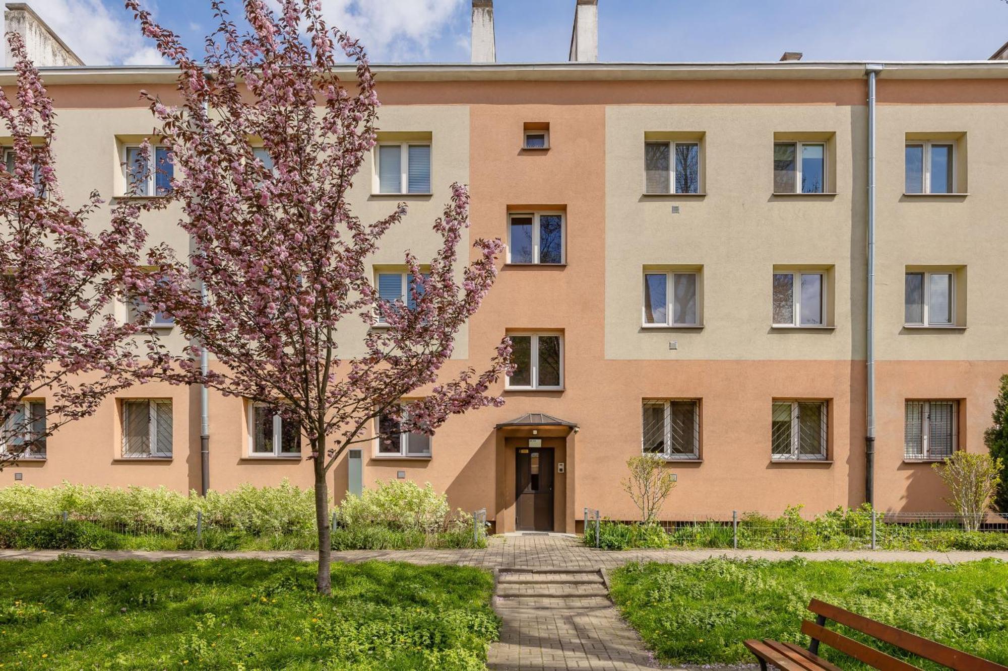 Spacious Apartment For 6 People Near The Old Town By Noclegi Renters Varsovia Exterior foto